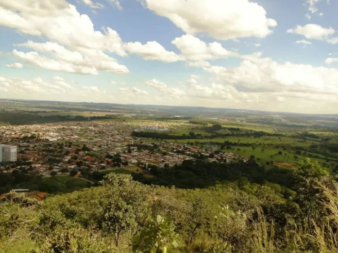 Concurso Câmara Municipal de Senador Canedo GO: 25 Vagas e Salários Atrativos