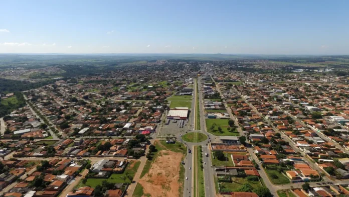 Concurso da Câmara Municipal de Senador Canedo GO com 25 Vagas